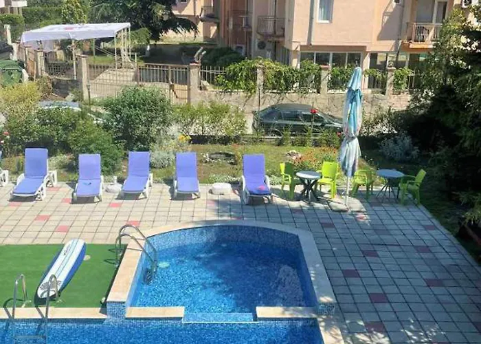 415 Hotell Slăntjev Brjag