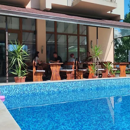 415 Hotel Słoneczny Brzeg